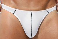 String homme lignes contrastantes